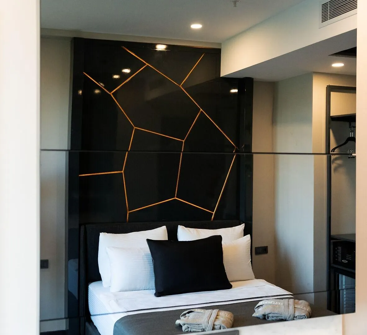 אנטליה Adalia Hotel
